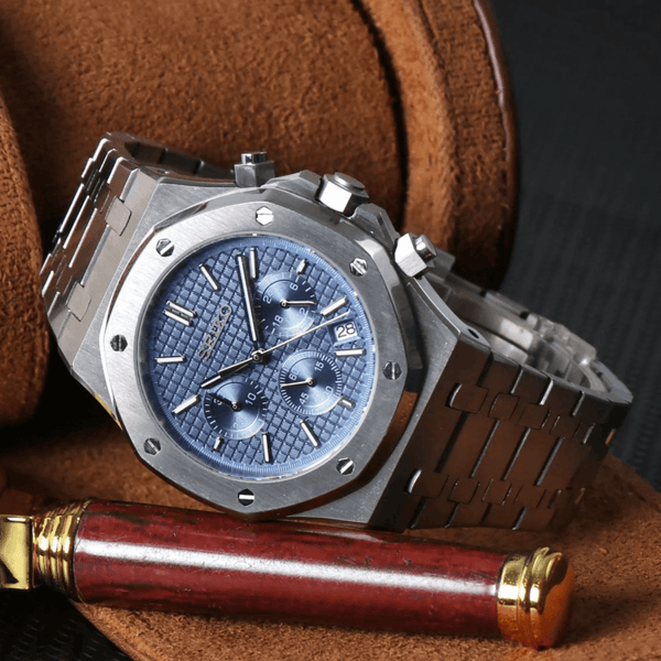 SEIKOAK CHRONO NAVY - Liam Poedagar