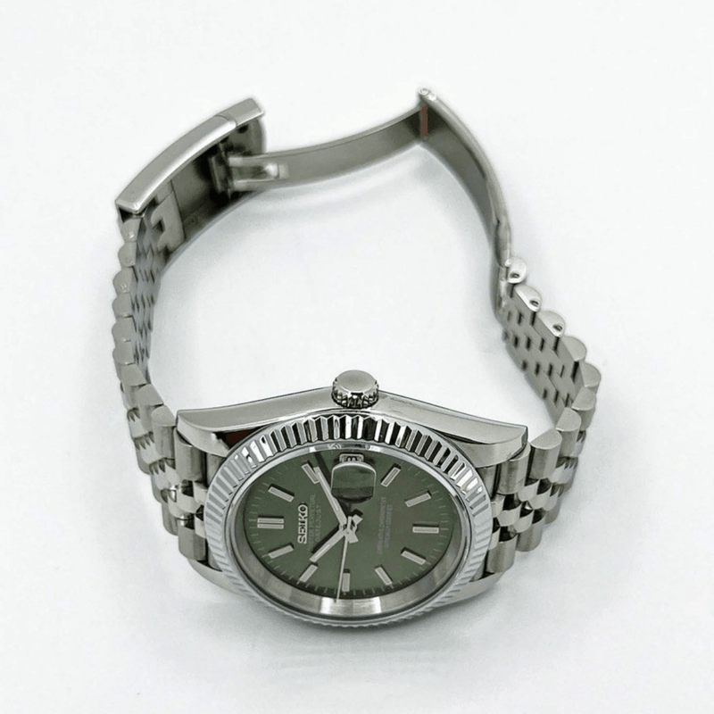 SEIKOJUST OLIVE GREEN - Liam Poedagar