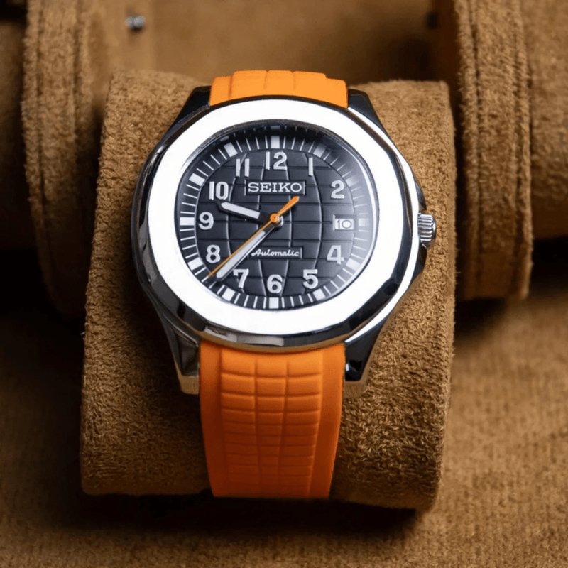 SEIKONAUT ORANGE BLACK - Liam Poedagar