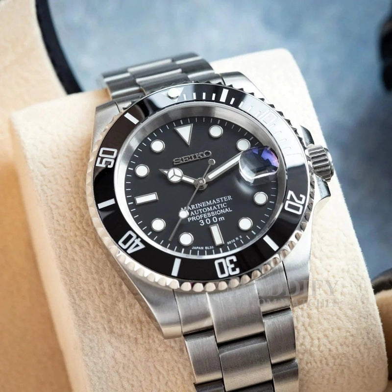 SEIKORINER CLASSIC BLACK - Liam Poedagar